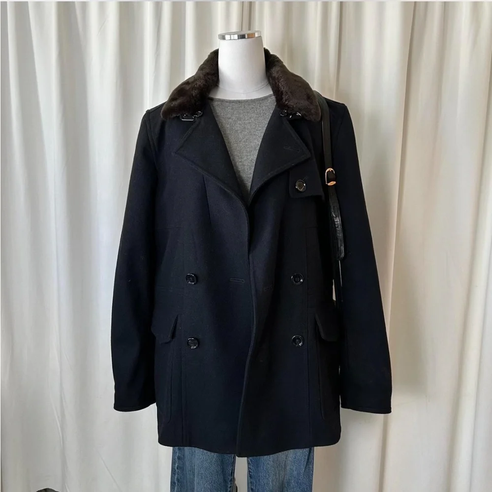 REISS Wool Blend double-breasted Peacoat with faux fur removable collar black.